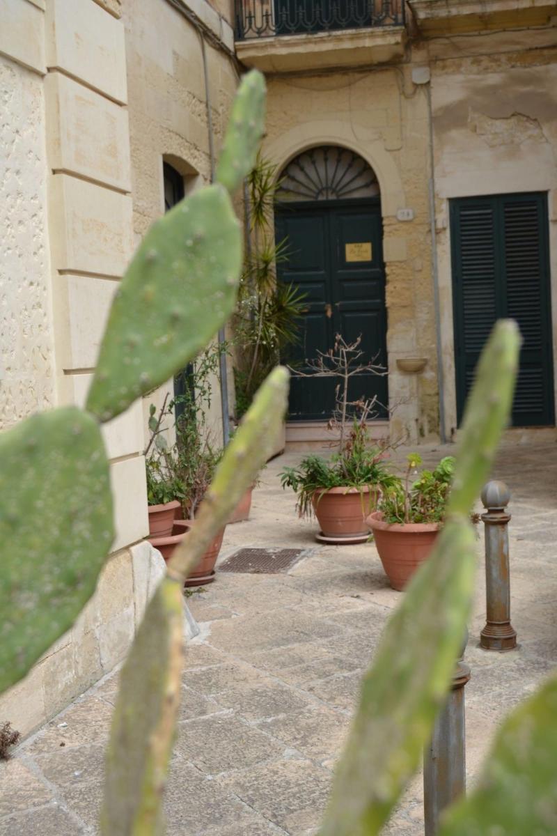 B&B La Corte Lecce Exterior photo